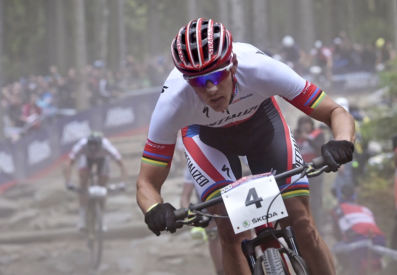 Biker Jaroslav Kulhavý. 