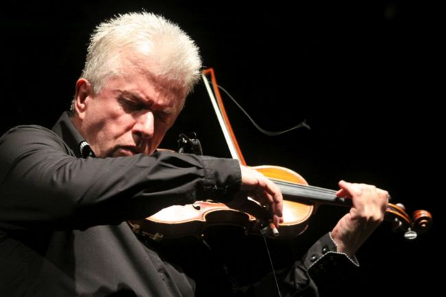Houslový virtuos Jaroslav Svěcený. Houslový virtuos Jaroslav Svěcený.