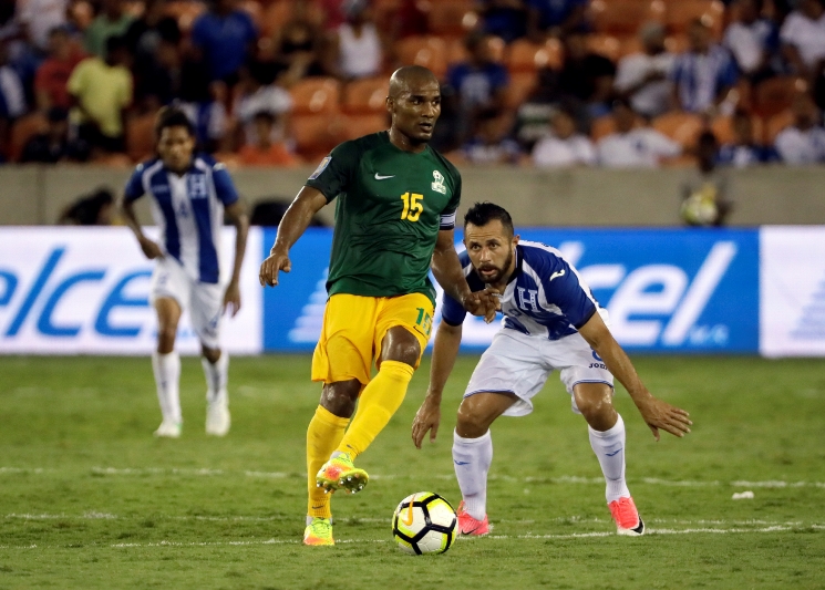 Florent Malouda za Francouzskou Guyanu nastoupit neměl. Florent Malouda za Francouzskou Guyanu nastoupit neměl.