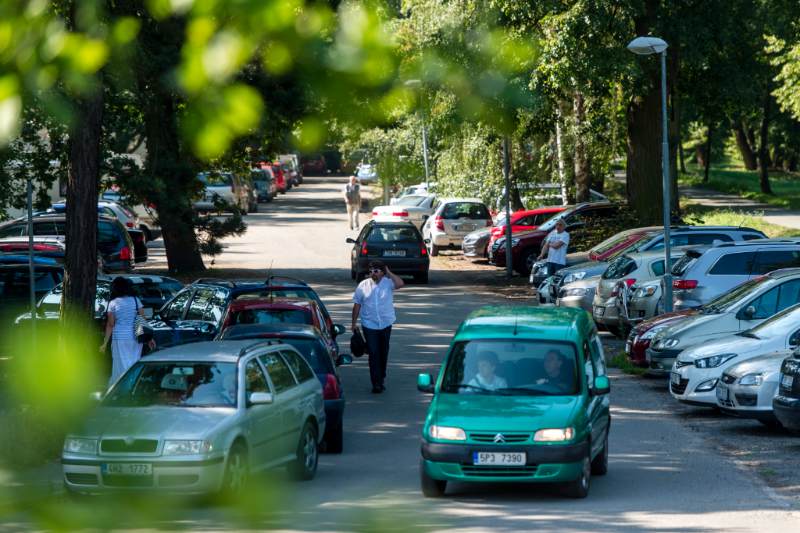Motoristé asi budou muset opět platit za nepojištěná vozidla (ilustrační foto). Motoristé asi budou muset opět platit za nepojištěná vozidla (ilustrační foto).