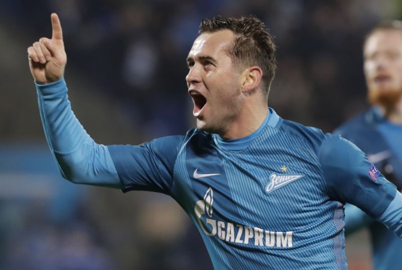 Nejlepší ruský střelec Alexandr Keržakov v dresu Petrohradu. Nejlepší ruský střelec Alexandr Keržakov v dresu Petrohradu.