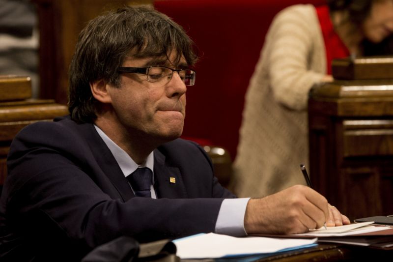 Předseda katalánské vlády Carles Puigdemont. Předseda katalánské vlády Carles Puigdemont.