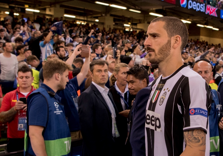 Leonardo Bonucci míří z Juventusu do AC Milán.