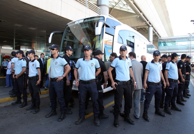 Turečtí policisté. Turečtí policisté.