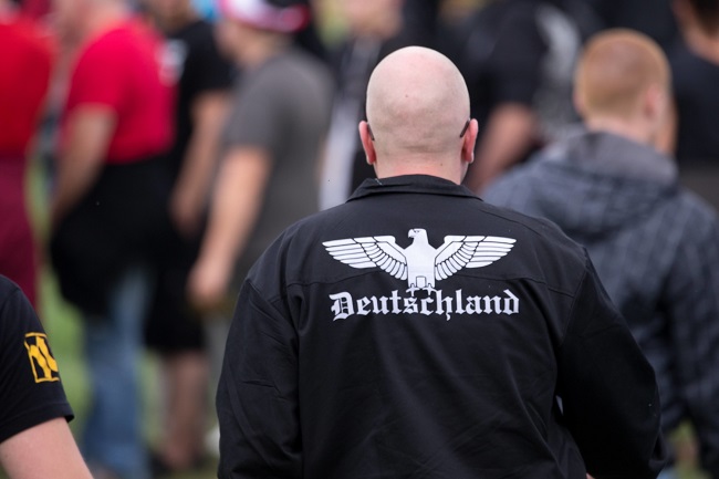 Tisíce pravicových extremistů dorazilo na zřejmě největší německý neonacistický hudební festival.