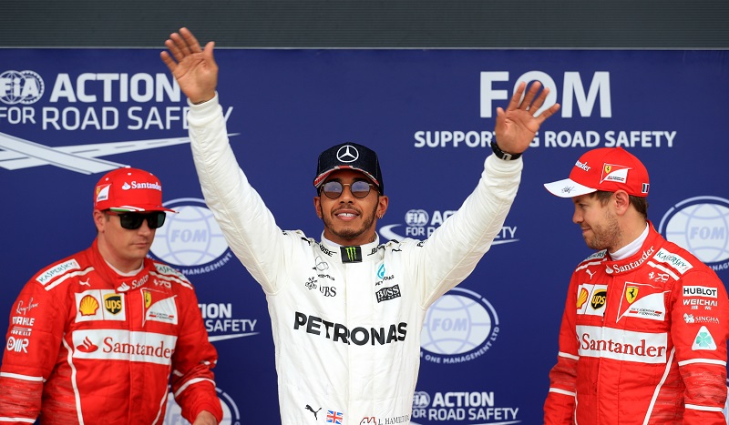 Kvalifikaci Velké ceny Silverstone vyhrál Brit Lewis Hamilton.