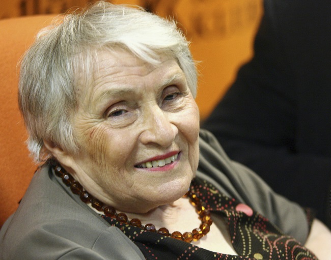 Spisovatelka Anne Golonová. Spisovatelka Anne Golonová.