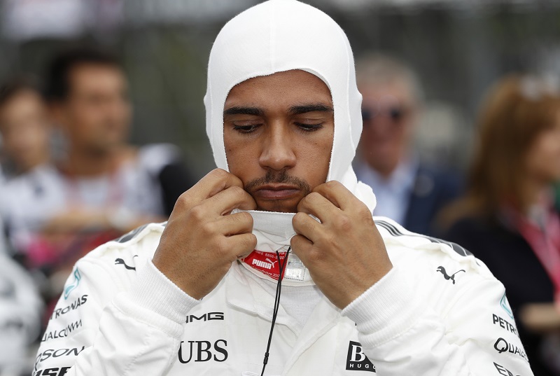 Závodník formule 1 Lewis Hamilton. Závodník formule 1 Lewis Hamilton.