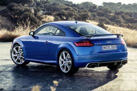Audi TT RS disponuje karosářskou verzí kupé.
