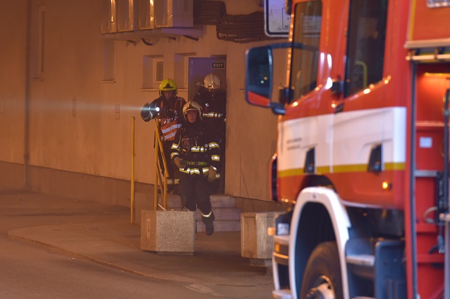 V hotelu Thermal zasahovalo deset jednotek hasičů z Karlovarského kraje.