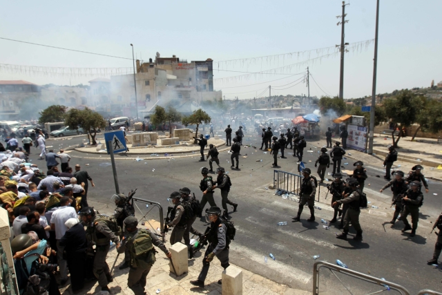 Páteční střet izraelské policie a občanů Palestiny ve východním Jeruzalémě.
