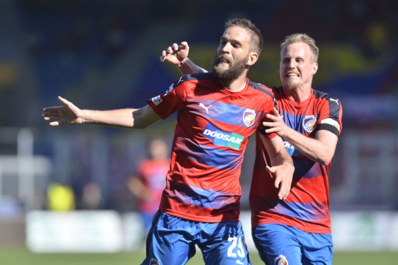 Fotbalisty Plzně čeká v předkole Ligy mistrů rumunská Steaua Bukurešť.