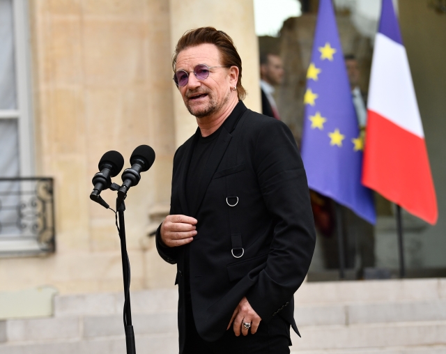 Bono, frontman skupiny U2.
