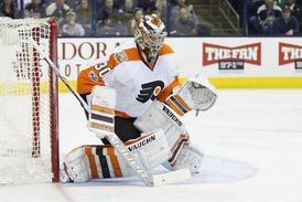 Michal Neuvirth se popere o své místo ve Philadelphii.