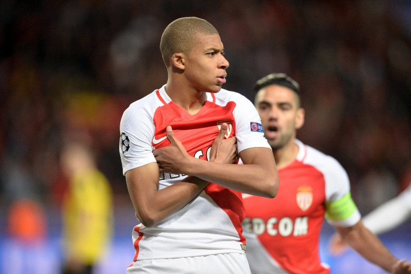 Kylian Mbappé by se mohl stát suverénně nejdražším hráčem světa.