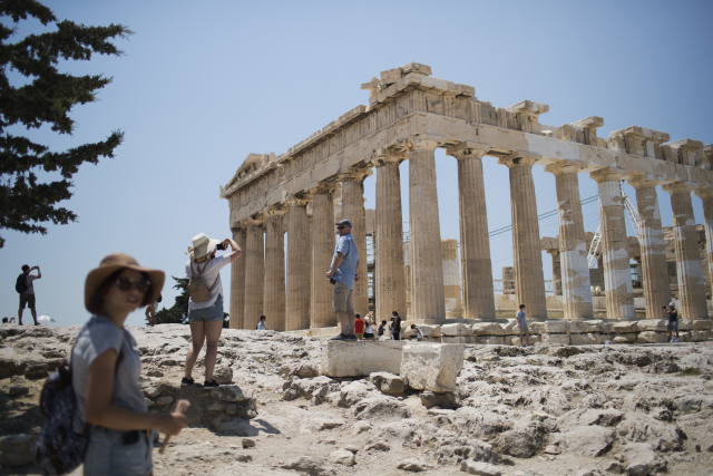 Aténský Parthenon. Aténský Parthenon.