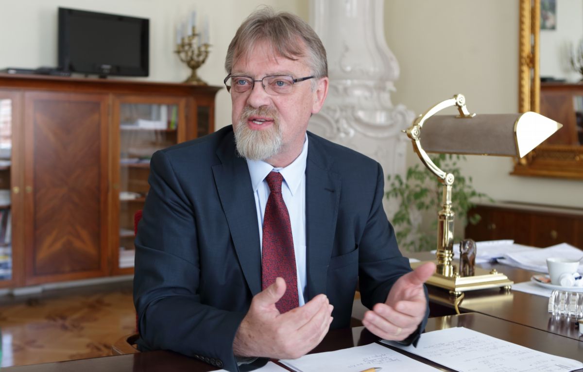 Ministr školství Stanislav Štech.
