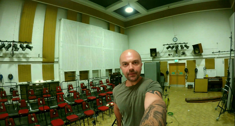 Umělec Tomáš Kympl.