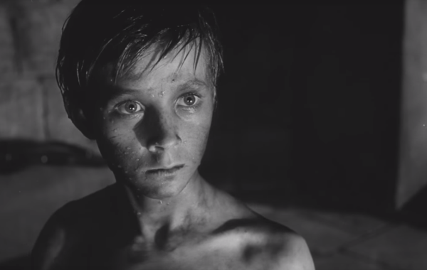 Z filmu Ivanovo dětství.