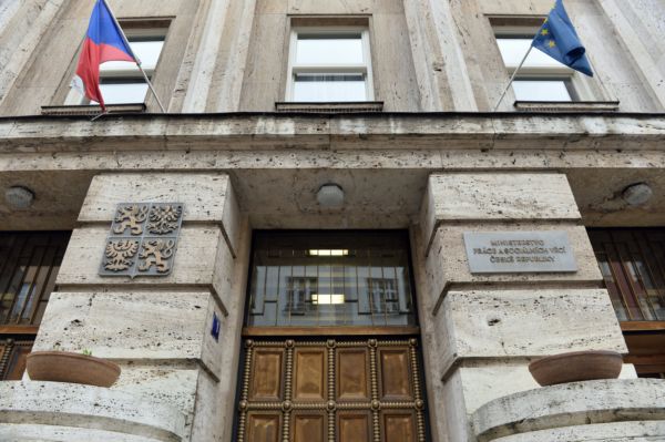 Ministerstvo práce a sociálních věcí.