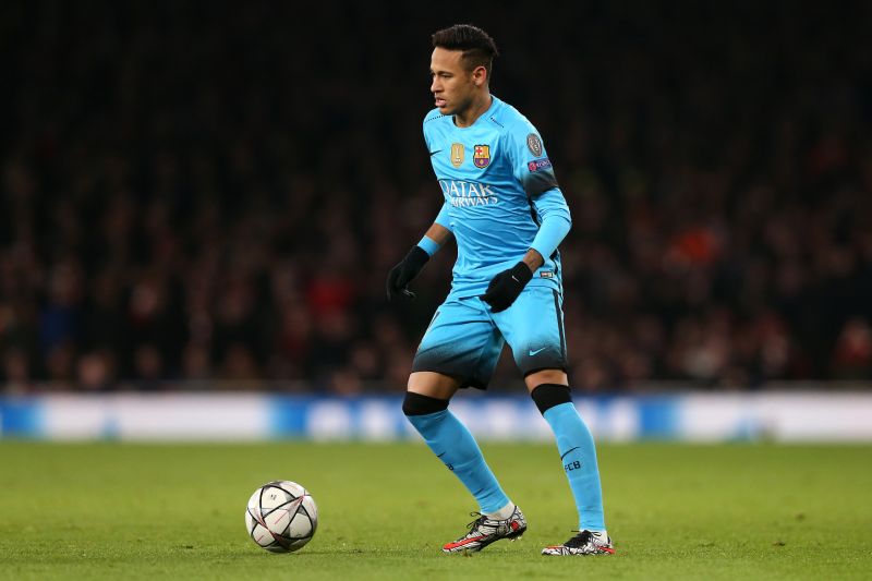 Hvězdný Neymar je na odchodu z Barcelony.