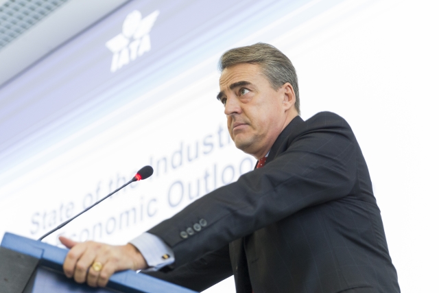 Generální ředitel IATA Alexandre de Juniac. Generální ředitel IATA Alexandre de Juniac.
