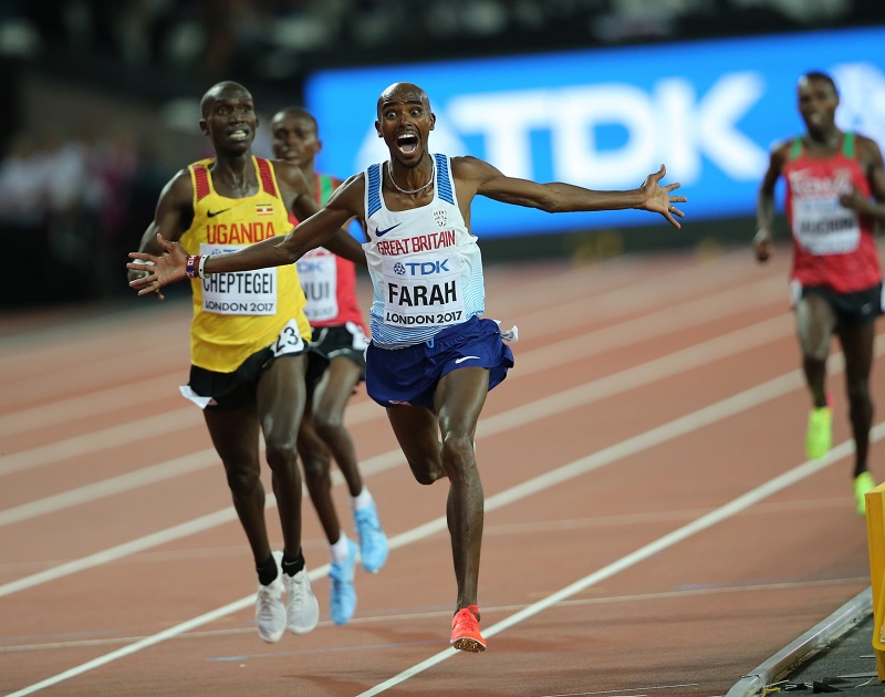 Vytrvalostní běžec Mo Farah při vítězství na MS v Londýně.