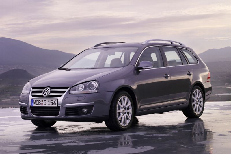 Volkswagen nabízí velkou slevu při koupi nového vozu, jestliže se majitel zbaví staršího auta s naftovým motorem (ilustrační foto). Volkswagen nabízí velkou slevu při koupi nového vozu, jestliže se majitel zbaví staršího auta s naftovým motorem (ilustrační foto).