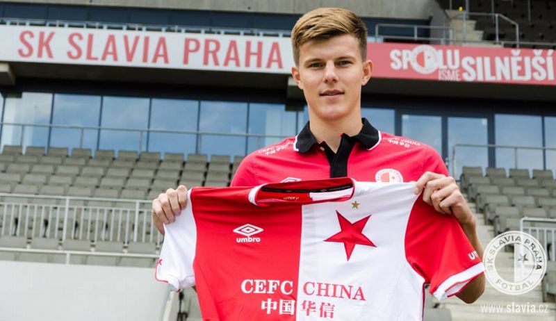 Nová posila pražské Slavie Eduard Sobol z Ukrajiny.
