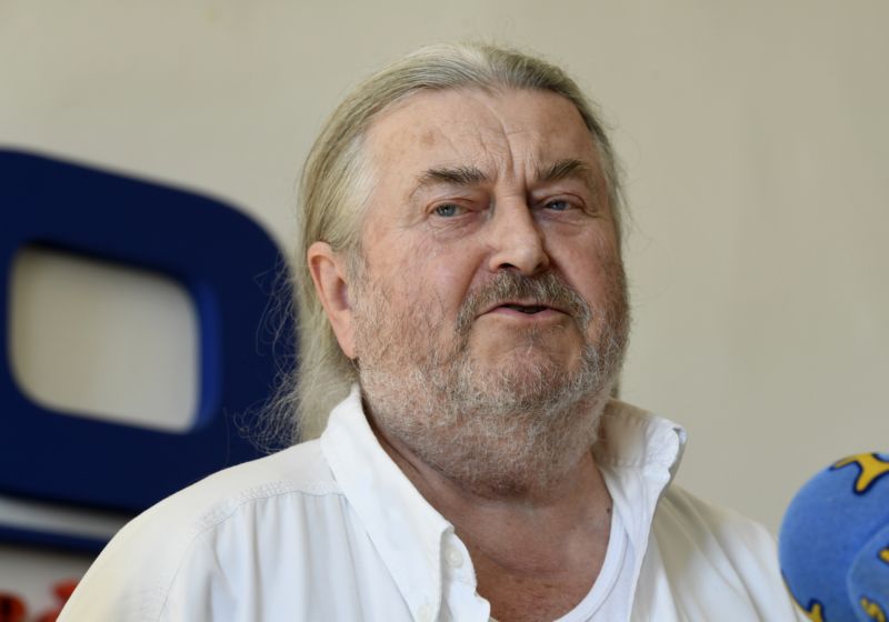 Hudebník a výtvarník František Ringo Čech. 