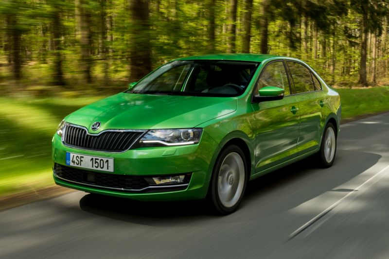 Mezi modely s možnými technickými problémy je i Škoda Rapid.