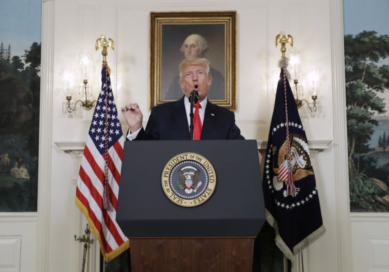 Donald Trump při pondělním projevu.