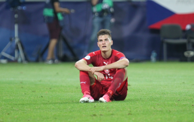 Úročník Patrik Schick odmítnul hvězdnou Borussii Dortmund a raději zvolil italský Inter Milán.
