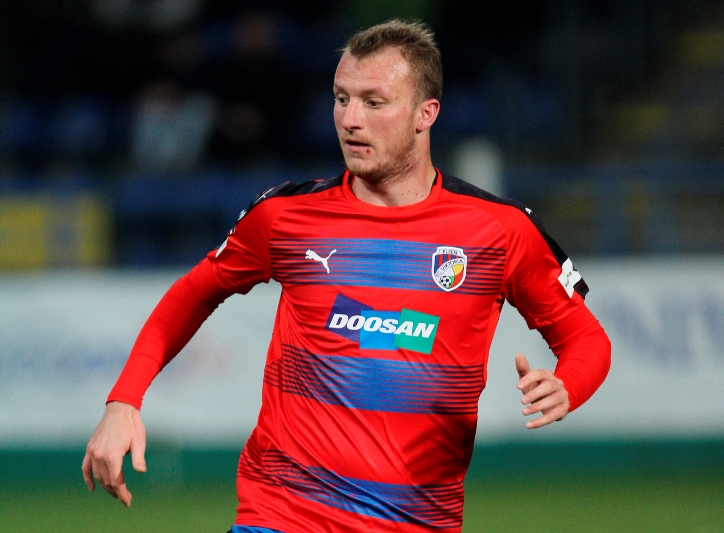 Michael Krmenčík by mohl měnit dres, Slavia má vážný zájem. Michael Krmenčík by mohl měnit dres, Slavia má vážný zájem.
