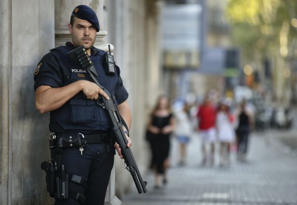 Španělská policie je ve střehu.