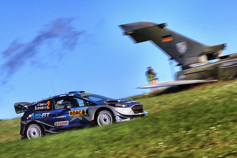 Estonec Tänak při své vítězné jízdě v Německé rallye. 
