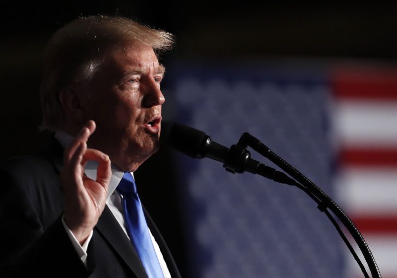 Donald Trump při projevu o Afghánistánu.
