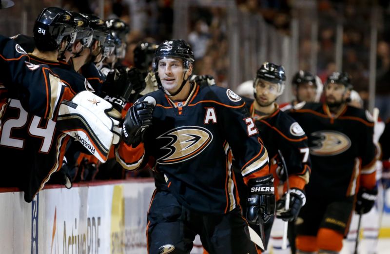 Zkušený bek Francois Beauchemin se vrací do Anaheimu.