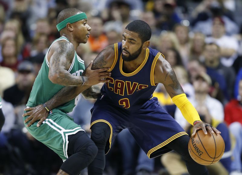 Basketbalová hvězda Kyrie Irving opouští Cleveland.