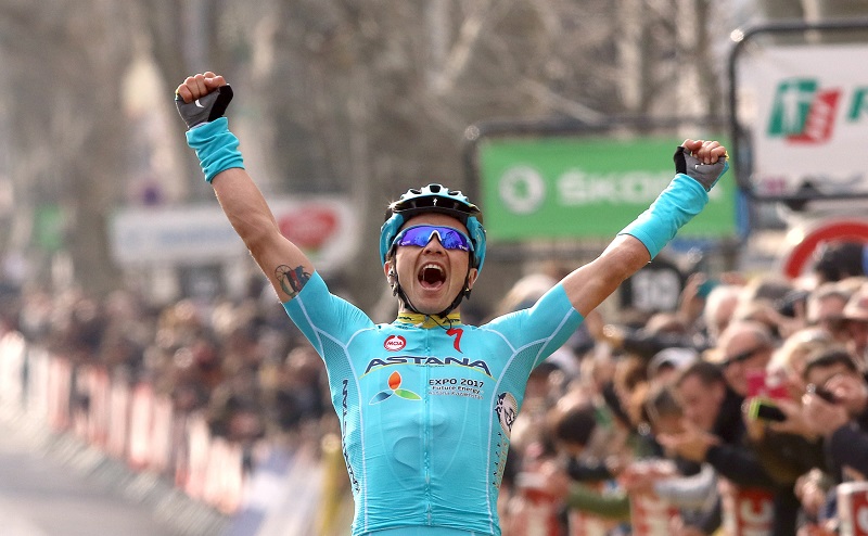 Cyklista Alexej Lucenko vyhrál kopcovitou pátou etapu Vuelty (ilustrační foto). Cyklista Alexej Lucenko vyhrál kopcovitou pátou etapu Vuelty (ilustrační foto).