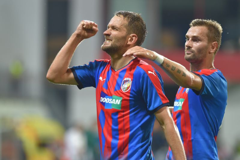 Radující se fotbalista Plzně Marek Bakoš v úvodním utkání s Larnakou.