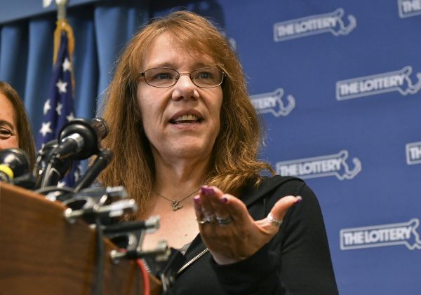 Mavis Wanczyková během tiskové konference.
