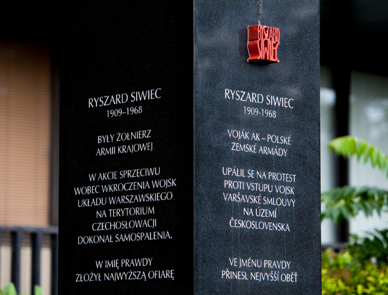 Monument Poláka Ryszarda Siwiece.