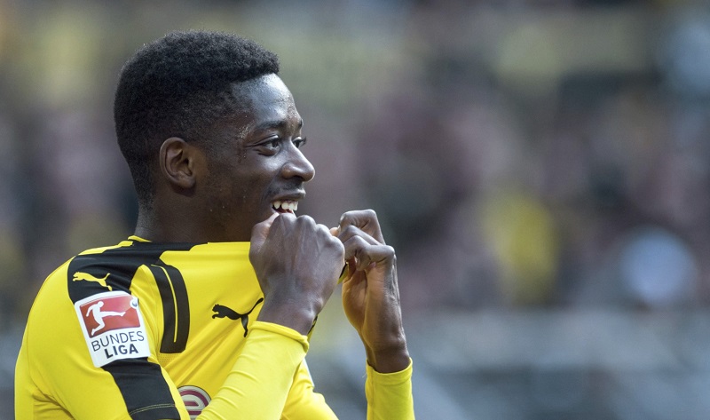 Francouzský fotbalista Ousmane Dembélé posílí španělskou Barcelonu (na fotce v dresu Borusie Dortmund).