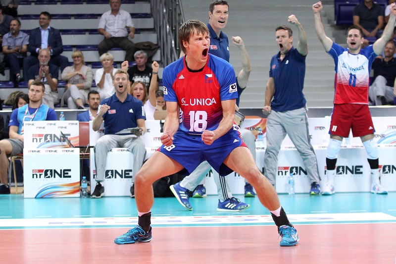 Čeští volejbalisté vyhráli na Mistrovství Evropy proti Slovensku.