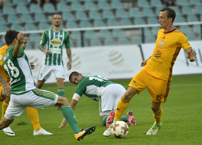 Fotbalisté Dukly Praha proti Bohemians v zápase první ligy.