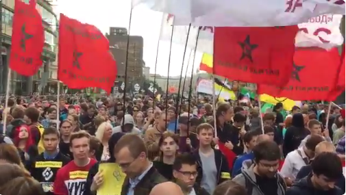 Demonstrace proti snahám úřadů zesílit cenzuru na internetu v Rusku. Demonstrace proti snahám úřadů zesílit cenzuru na internetu v Rusku.