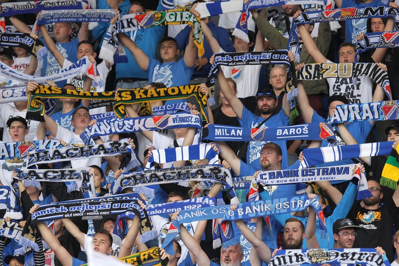 Fanoušci ostravského Baníku nakonec mohou v Plzni na stadion, odvolací komise zrušila jejich trest.