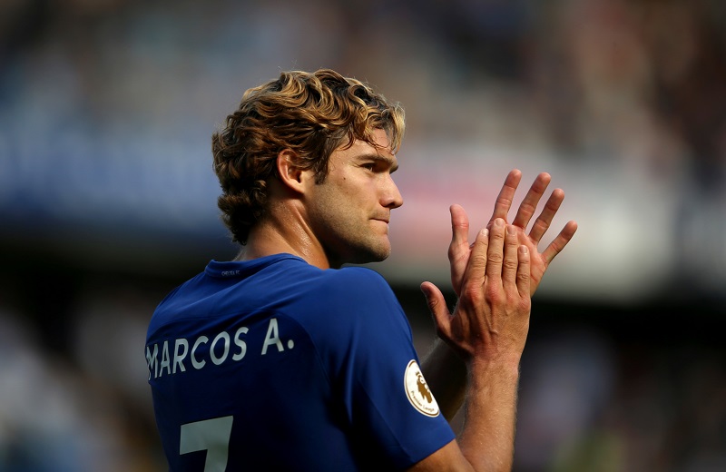 Fotbalista Chelsea se raduje z porážky Evertonu ve třetím kole anglické ligy. Fotbalista Chelsea se raduje z porážky Evertonu ve třetím kole anglické ligy.