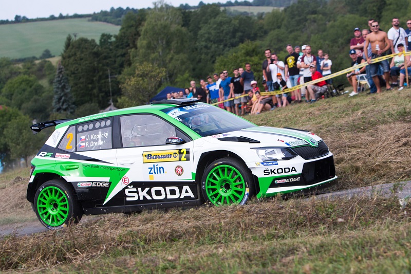 Jezdec rallye Jan Kopecký vyhrál pošesté v kariéře a potřetí za sebou Barum rallye Zlín.